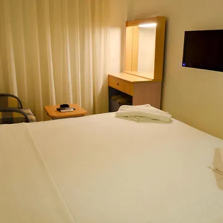 Club Scala Nuova 3* كوشاداسيه