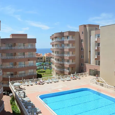Club Scala Nuova 3* كوشاداسيه